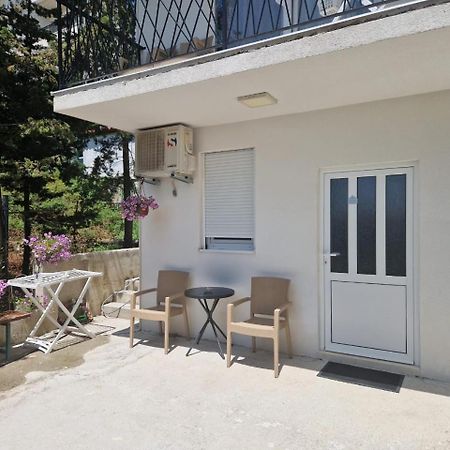 Studio Apartman Happy Home Tivat Extérieur photo